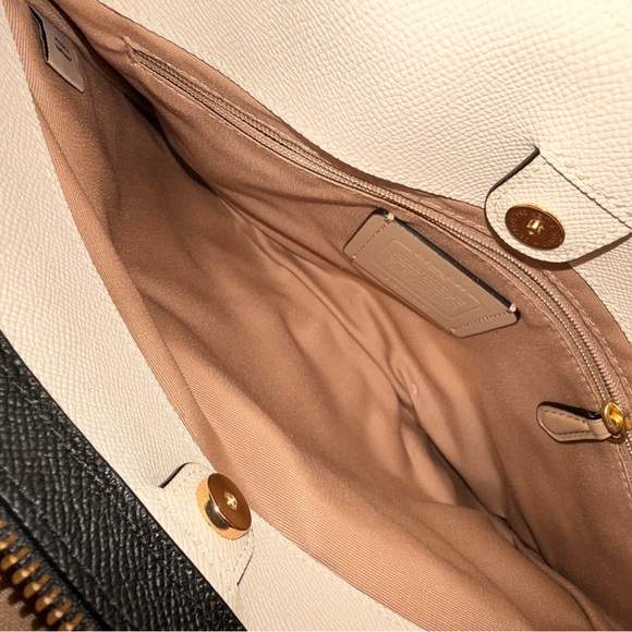 Brand New White & Black Lillie Coach Purse - Picture 4 of 6